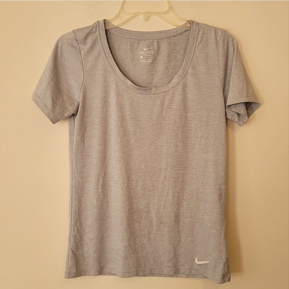 NIKE DRI-FIT Gray Scoop neck Tee